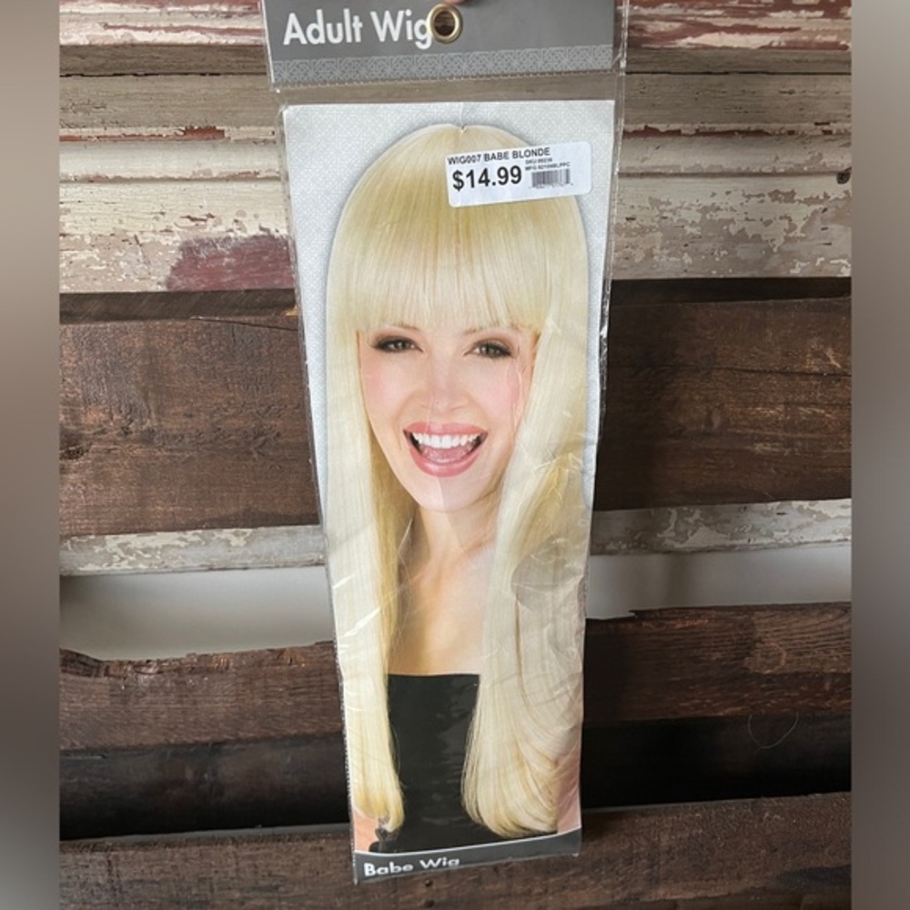 NEW! PONY EXPRESS CREATIONS Blonde Babe Wig